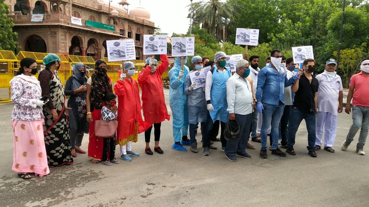 WhatsApp Image 2025-10-18 at 6.39.36 PM (1)